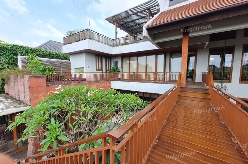 Knight Frank | Dijual Rumah, Semarang | Rumah di Semarang