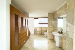 Knight Frank | Stunning Traditional & Modern Villa in Canggu with Rice Field Views | Stunning Traditional & Modern Villa in Canggu (thumbnail)