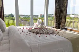 Knight Frank | Athaya Mansion - A Luxurious Retreat | Athaya Mansion (thumbnail)