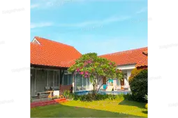 Knight Frank | House in Bintaro | House in Bintaro (thumbnail)