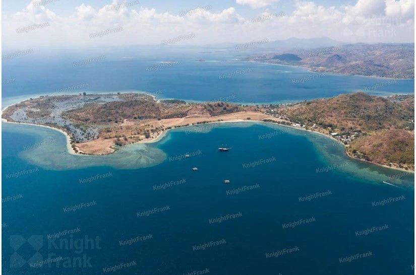 Knight Frank | Beach Front Land at Gili Gede, Lombok Barat | Photo