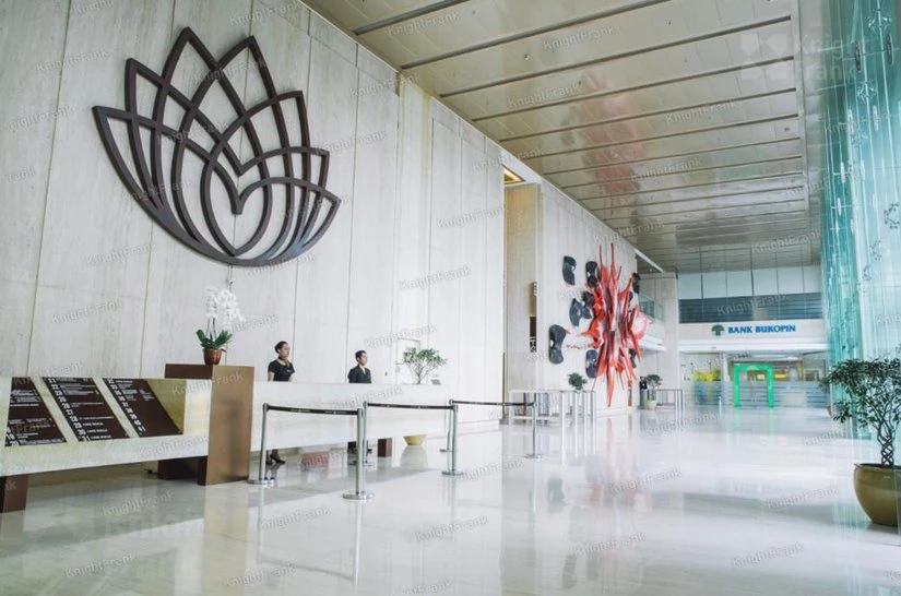 Knight Frank | OFFICE SPACE AT MENARA SENTRAYA, SOUTH JAKARTA | Photo